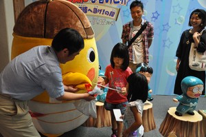尼子先生サイン記念品プレゼント 尼子先生サイン記念品プレゼント