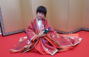 おひなさまに変身２